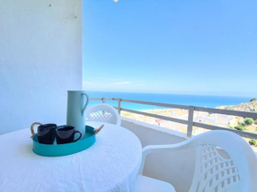 Fantastic seaview apartment with swimming pool